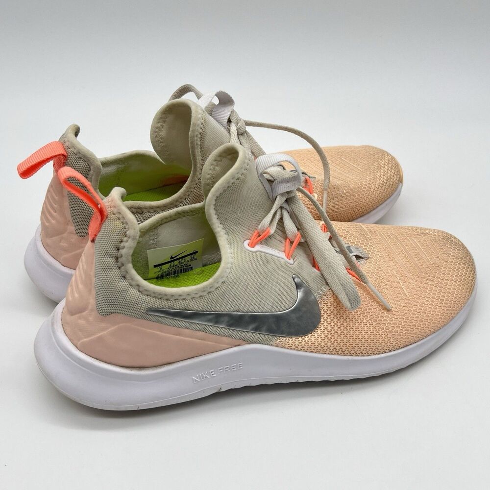 Women NIKE FREE TR 8 Training Shoes Coral PURE PLATINUM 942888 -102 Size 9